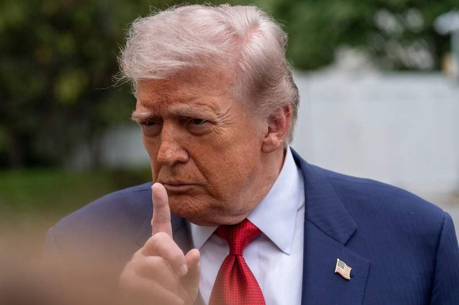 Image from: Trump says the 'clock is ticking' for Iran, threatens destruction