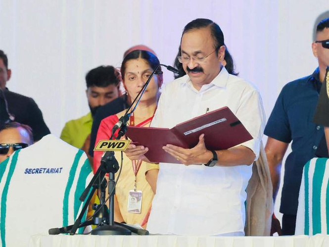 Image from: Keralam CM VD Satheesan's first Cabinet meeting: Free KSRTC travel for women, Rs 3,000 hike for ASHA workers
