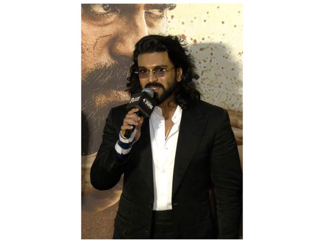 Image from: "Thanks to both of you for starting this journey..." Ram Charan credits Salman Khan, Aamir Khan for giving "confidence" for 'Peddi'