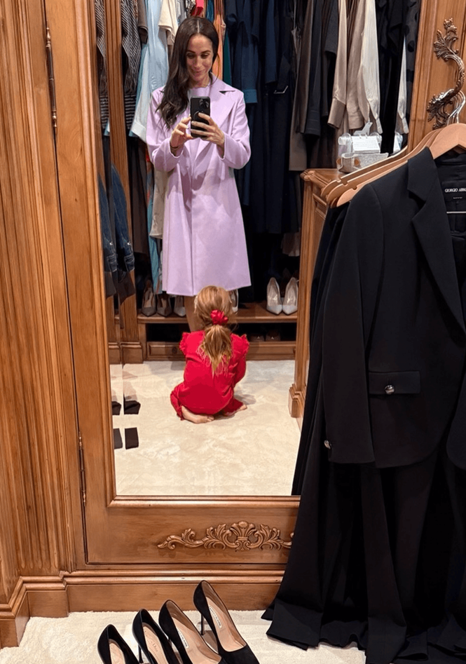 Image from: Meghan Markle shares adorable new photograph with 'mama's little helper' Princess Lilibet