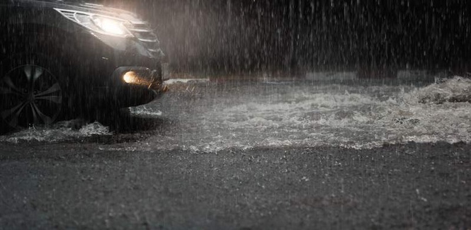 Image from: At least 10 killed as heavy rains drench southern, central China