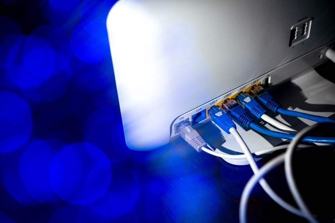 Image from: Germany's telecom rivals call for swift end to DSL internet connection