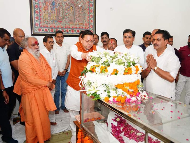 Image from: Uttarakhand CM Dhami pays last respects to former Uttarakhand CM BC Khanduri in Dehradun