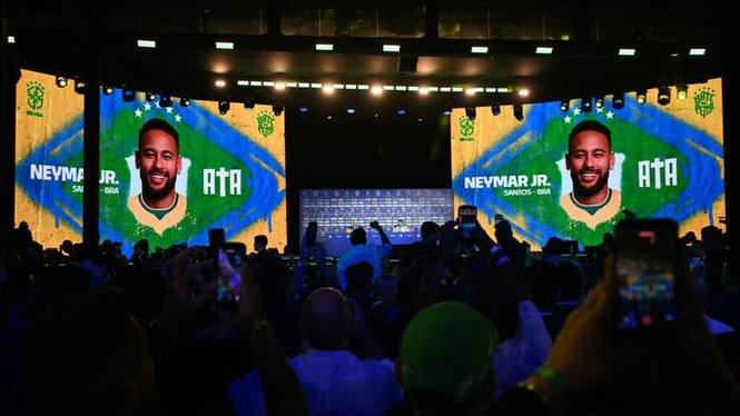 Image from: Superstar Neymar returns in dramatic recall to Brazil's World Cup 2026 squad