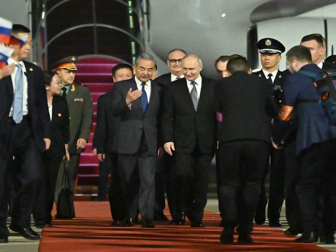 Image from: Putin arrives in Beijing for state visit days after Trump's China trip