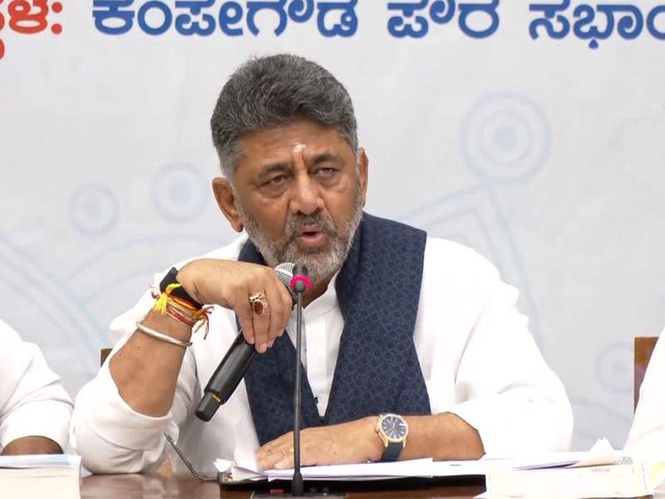 Image from: "Don't people deserve to live happily?": DK Shivakumar slams PM Modi over fuel price hike
