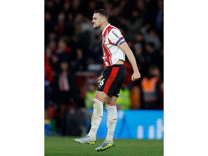 Image from: EFL expels Southampton from Championship play-off final over "unauthorised filming" on multiple opponents
