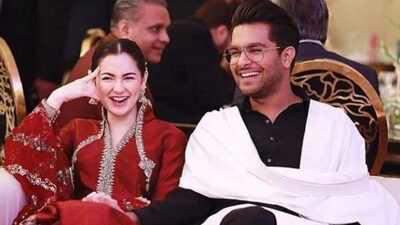 Image from: Pakistani actress Hania Aamir sparks fresh dating buzz after sharing Asim Azhar’s childhood photo on Instagram