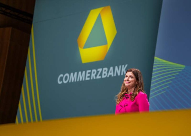 Image from: Commerzbank warns shareholders of risks from UniCredit takeover
