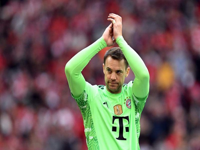Image from: Germany unveil FIFA World Cup squad; goalie Manuel Neuer reverses international retirement