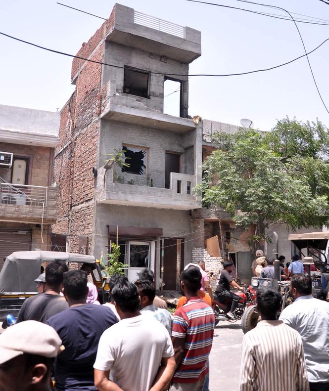 Image from: Woman killed in suspected firecracker blast in Amritsar’s Anngarh locality