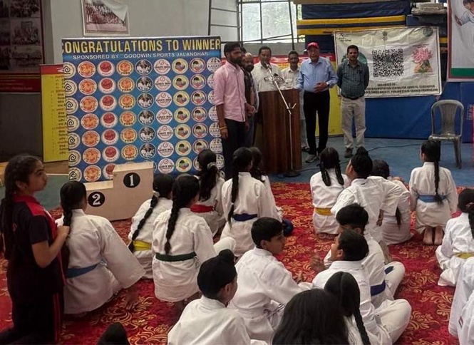 Image from: Gurdaspur youngsters karate-chop drug menace