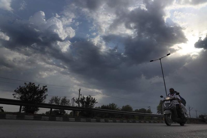 Image from: Rain coming? Satellite images show strong western disturbance approaching India
