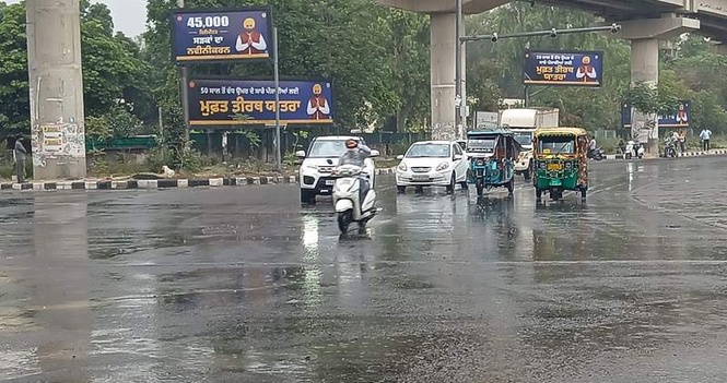 Image from: Some respite from heat as duststorm sweeps Chandigarh tricity