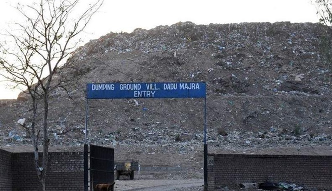 Image from: MC deploys over 500 employees to clean Dadumajra dumping ground
