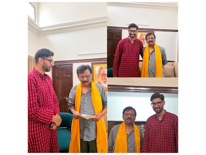 Image from: J-K students body raises tribal evictions, census exclusion and reservation concerns in meeting with MP Sanjay Raut