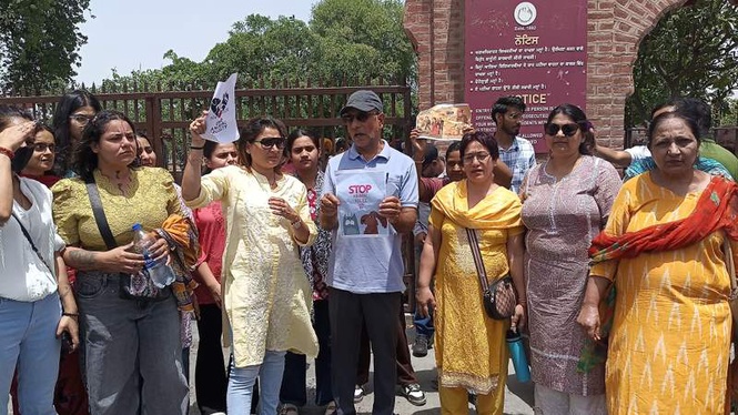 Image from: Activists protest animal ‘cruelty’ at Khalsa College in Amritsar
