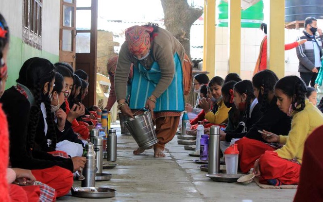 Image from: NDMC invites bids for supplying midday meals to schools till 2029