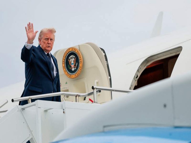 Image from: Trump to miss son's wedding, says he needs to remain at White House during "important period of time"