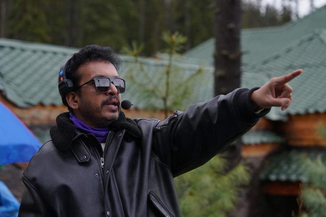 Image from: Pulkit on directing Saif Ali Khan in Kartavya