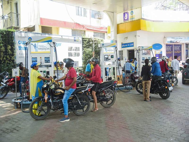 Image from: Public calls fuel price hike a "big blow", demands regulation as petrol, diesel rates rise for third time in 10 days