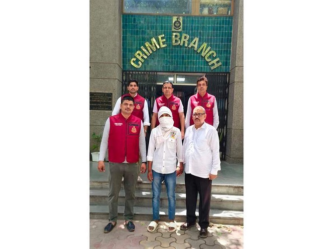 Image from: Delhi Police Crime Branch arrests proclaimed offender from Manali, wanted in 11 criminal cases