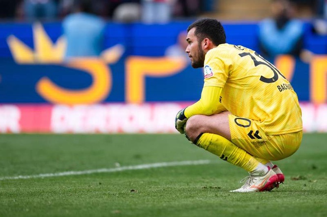 Image from: Goalkeeper Backhaus joins Freiburg from Bremen