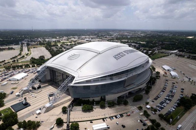 Image from: AT&T Stadium set to utilise in-built fix for design flaw that’s annoyed NFL fans at the World Cup