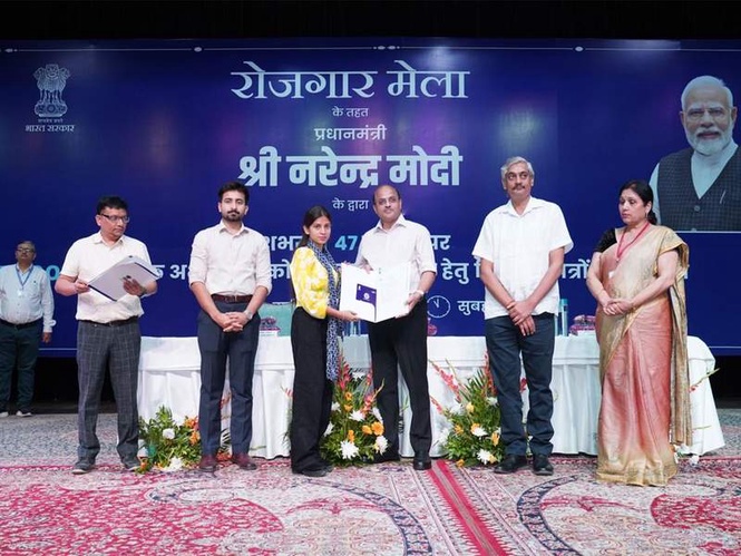 Image from: J-K: 'Rozgar Mela' held in Jammu; 229 youth get appointment letters for various departments