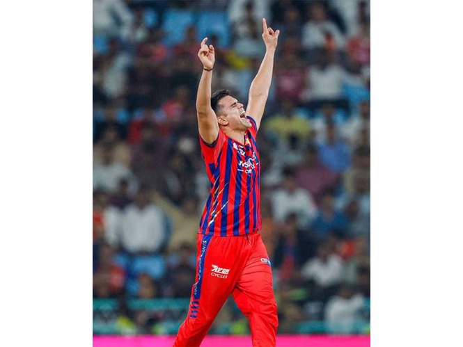 Image from: "Well done": Sachin Tendulkar lauds Arjun after LSG debut vs PBKS