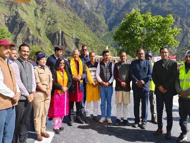 Image from: Uttarakhand: CEC Gyanesh Kumar arrives at Kharsali helipad ahead of Yamunotri Temple visit