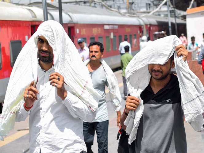 Image from: Telangana: 16 dead due to heatstroke; govt announces Rs 4 lakh ex-gratia