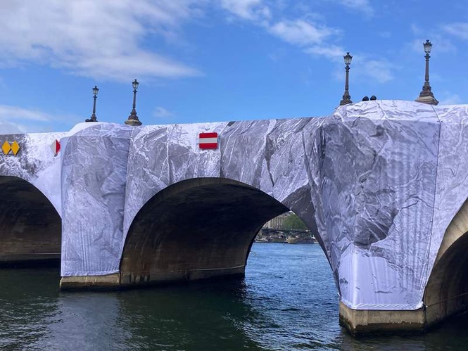 Image from: Paris's Pont Neuf wrapped again 40 years after Christo