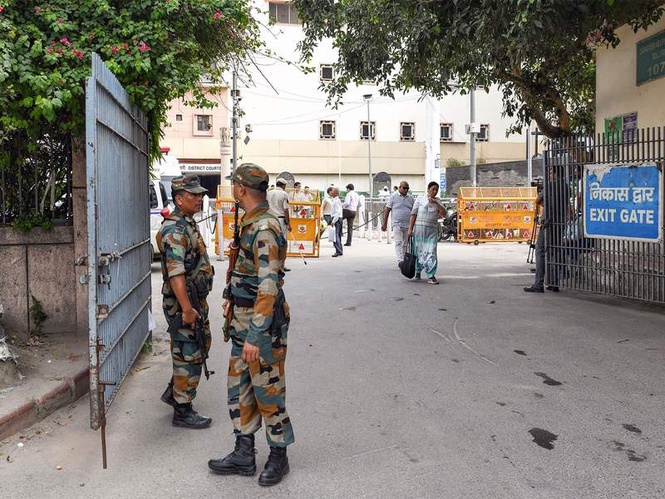 Image from: Delhi Court acquits army, BSF personnel and 3 others in espionage case, flags lapses in investigation
