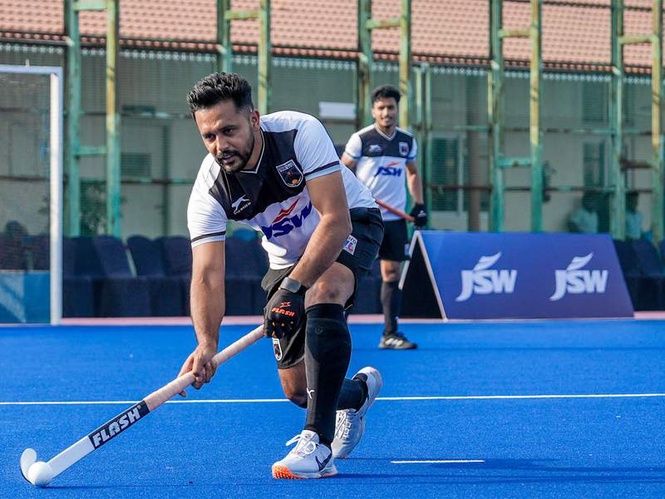Image from: 14 Indian hockey players honoured with Maharaja Ranjit Singh Award