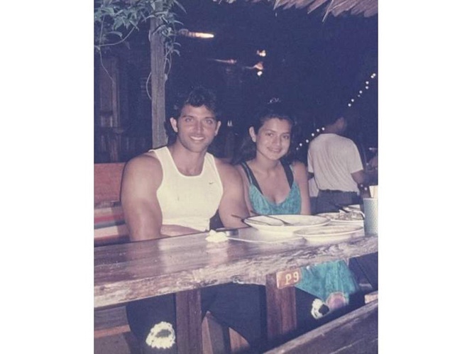 Image from: Ameesha Patel shares nostalgic throwback with 'Kaho Naa Pyaar Hai' co-star Hrithik Roshan, says "blessed to have created such bonds"