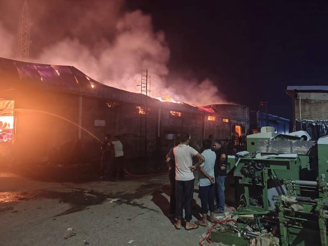Image from: Spinning unit gutted in Lalru