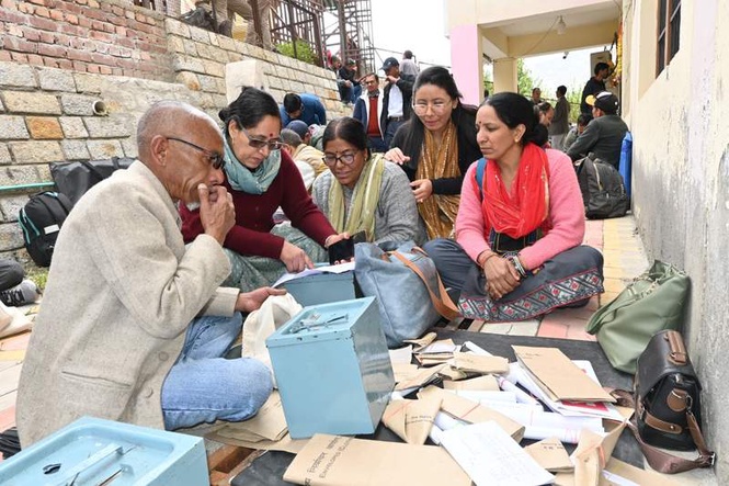 Image from: Himachal PRI poll: 800 security personnel deployed in Nurpur dist