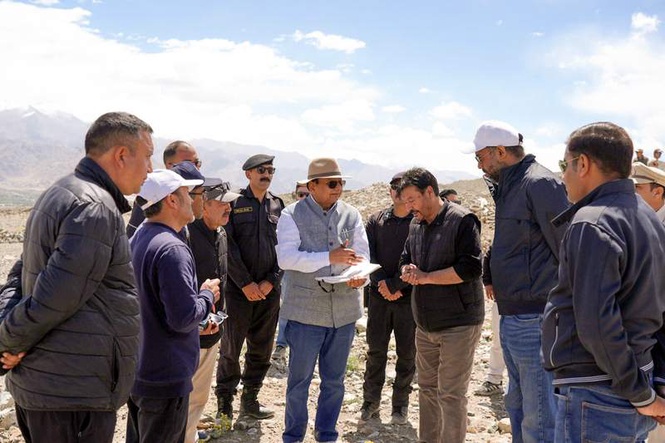 Image from: Ladakh L-G launches initiative to reclaim 800 acres of barren land