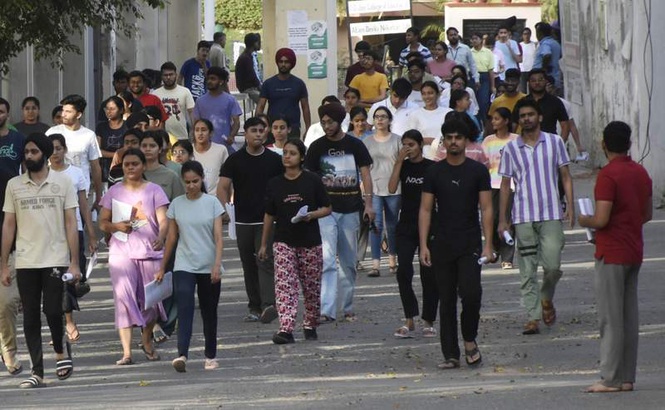 Image from: NEET-UG aspirants nurse shattered dreams; experts sceptical of ‘leak-proof’ online shift