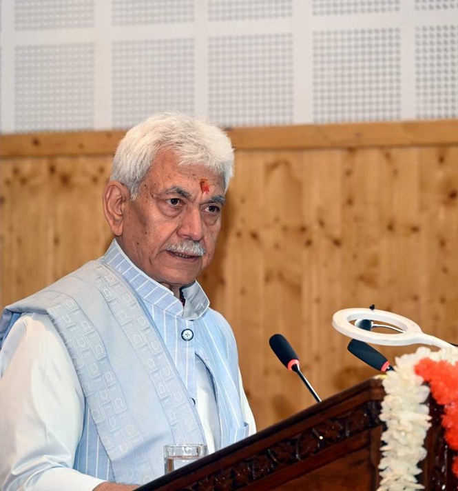 Image from: India trusts its youth to lead country to greater heights: L-G Sinha