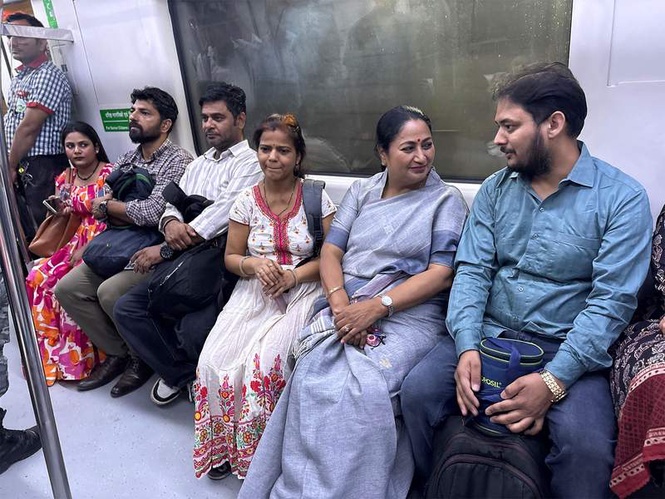 Image from: One day a week for public transport: CM Rekha Gupta promotes environmental responsibility