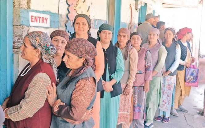 Image from: Himachal panchayat elections: Voting for first phase begins amid heat wave warning