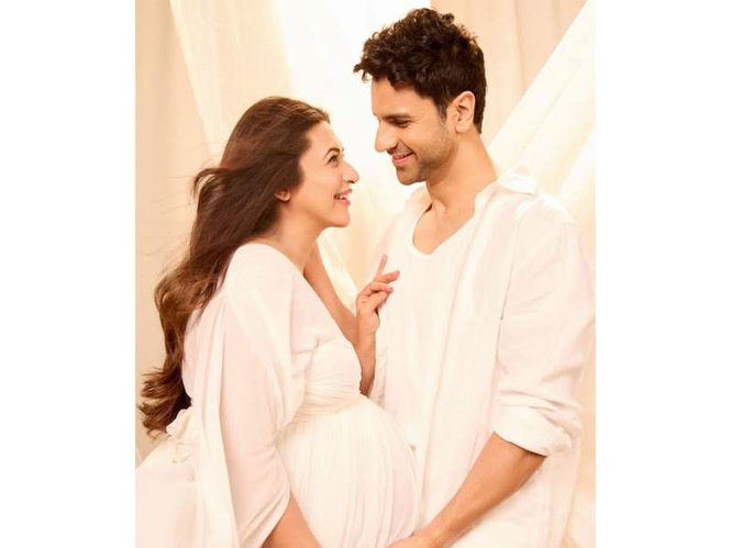 Image from: "God said take double...": Divyanka Tripathi, Vivek Dahiya blessed with twin baby boys