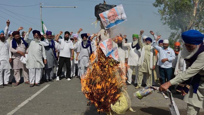 Image from: Rising diesel, petrol prices trigger protest by farmers near Lopoke