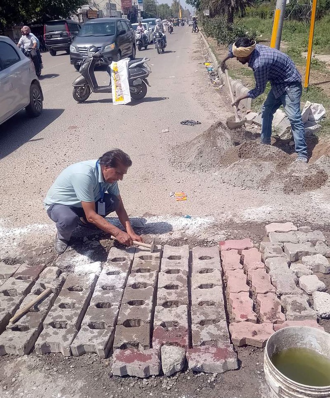 Image from: Driven by tragedy, Amritsar man on mission to make roads safer