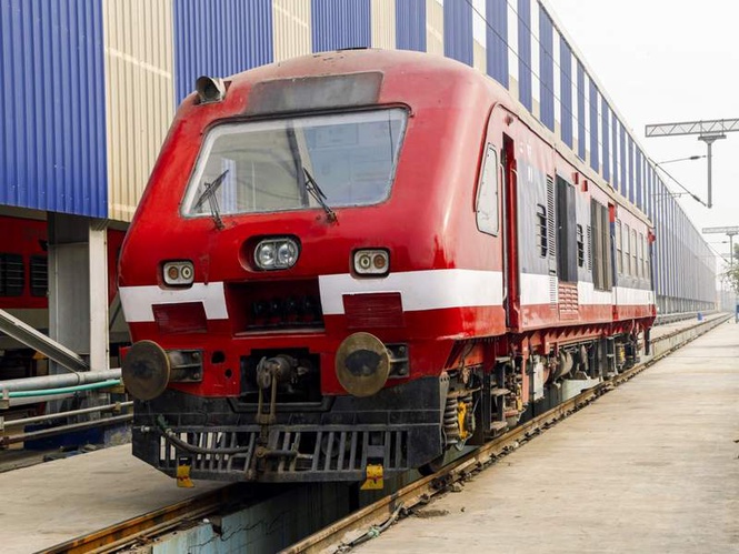 Image from: Ministry of Railways clears hydrogen fuel cell DEMU for Jind-Sonipat route with safety stipulations