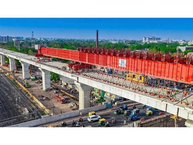 Image from: 45-meter-long segmental bridge completed over Kalupur flyover in Amdavad for Mumbai-Ahmedabad bullet train project