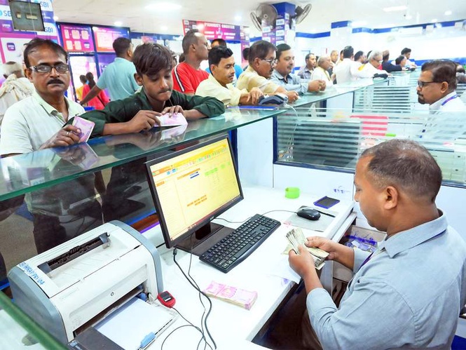 Image from: Banks need to act fast as customers turn to AI for stock picks and savings yields: McKinsey & Company