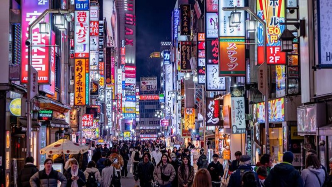 Image from: In Japan, this cosy murder mystery novel can be read from the points of view of all six characters